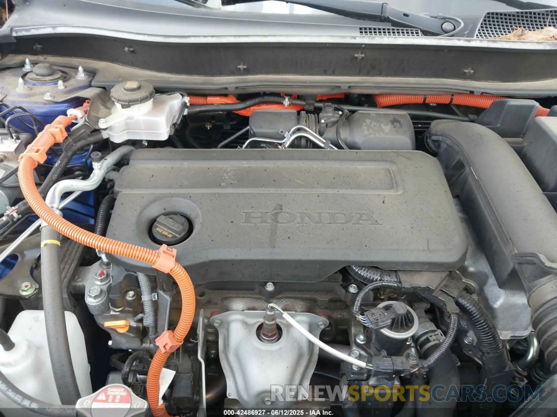 10 Photograph of a damaged car 2HKRS6H52PH811834 HONDA CR-V HYBRID 2023
