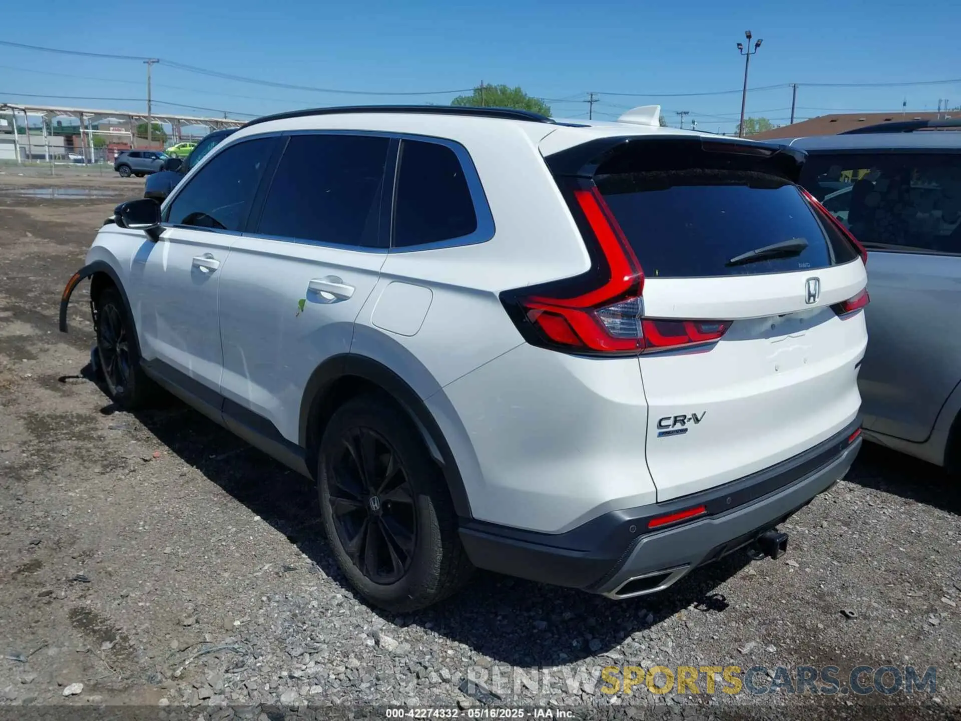 3 Photograph of a damaged car 2HKRS6H92PH807396 HONDA CR-V HYBRID 2023