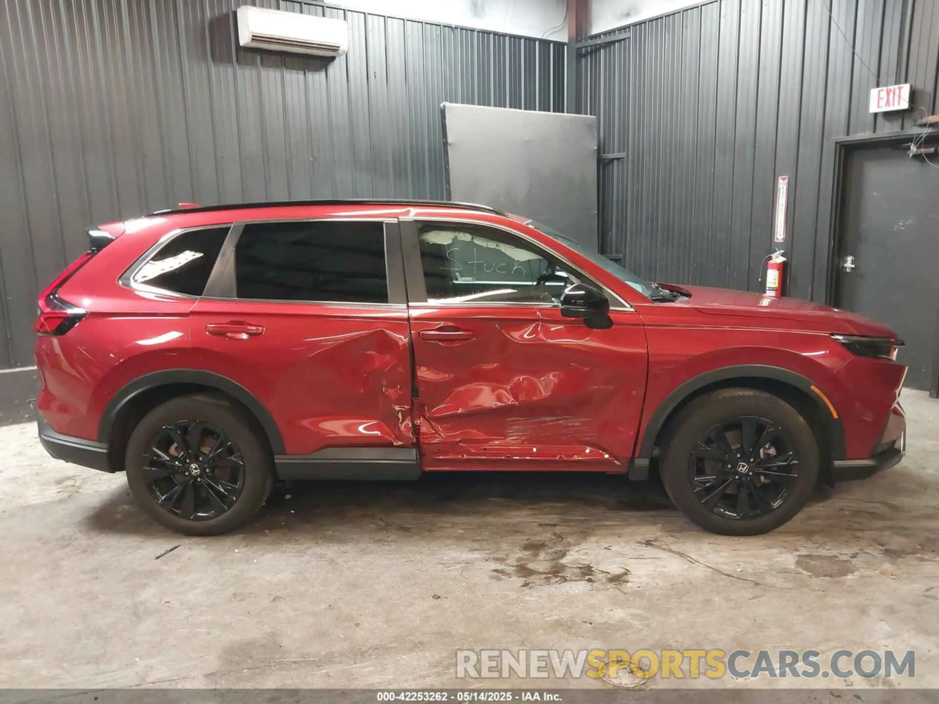 13 Photograph of a damaged car 2HKRS6H94PH814978 HONDA CR-V HYBRID 2023