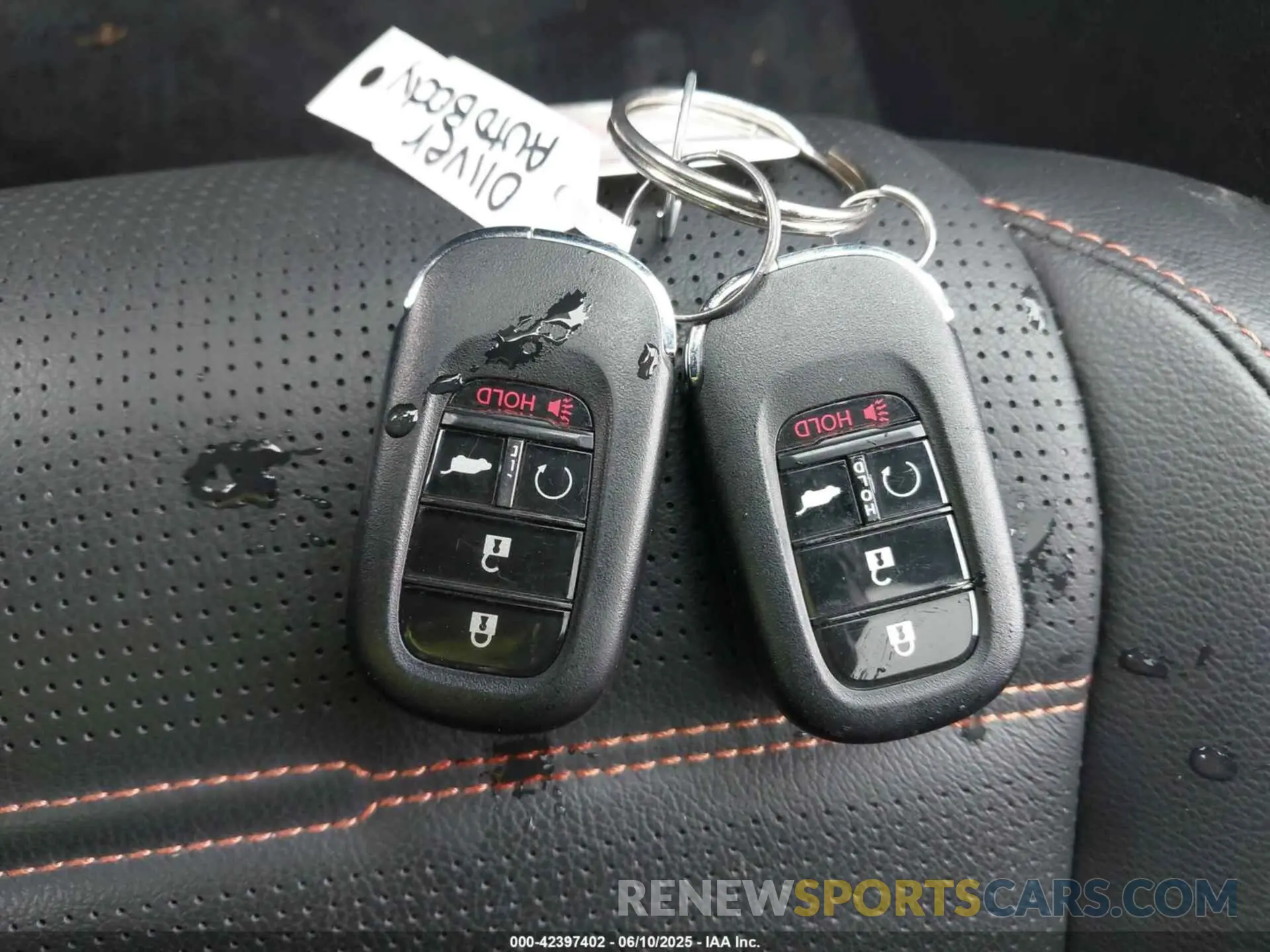 11 Photograph of a damaged car 2HKRS6H97PH805241 HONDA CR-V HYBRID 2023