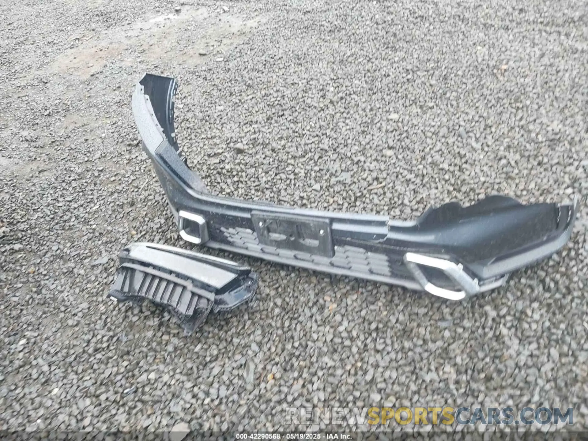12 Photograph of a damaged car 5J6RS6H94PL006801 HONDA CR-V HYBRID 2023