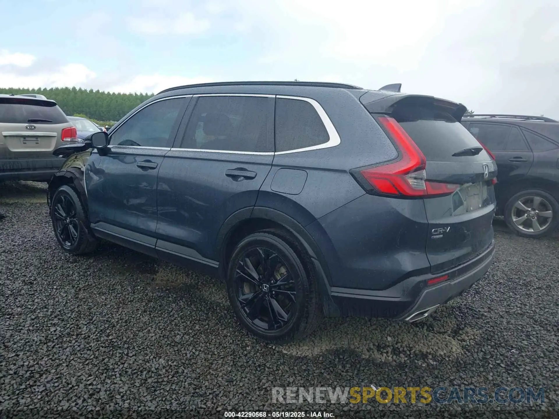 3 Photograph of a damaged car 5J6RS6H94PL006801 HONDA CR-V HYBRID 2023