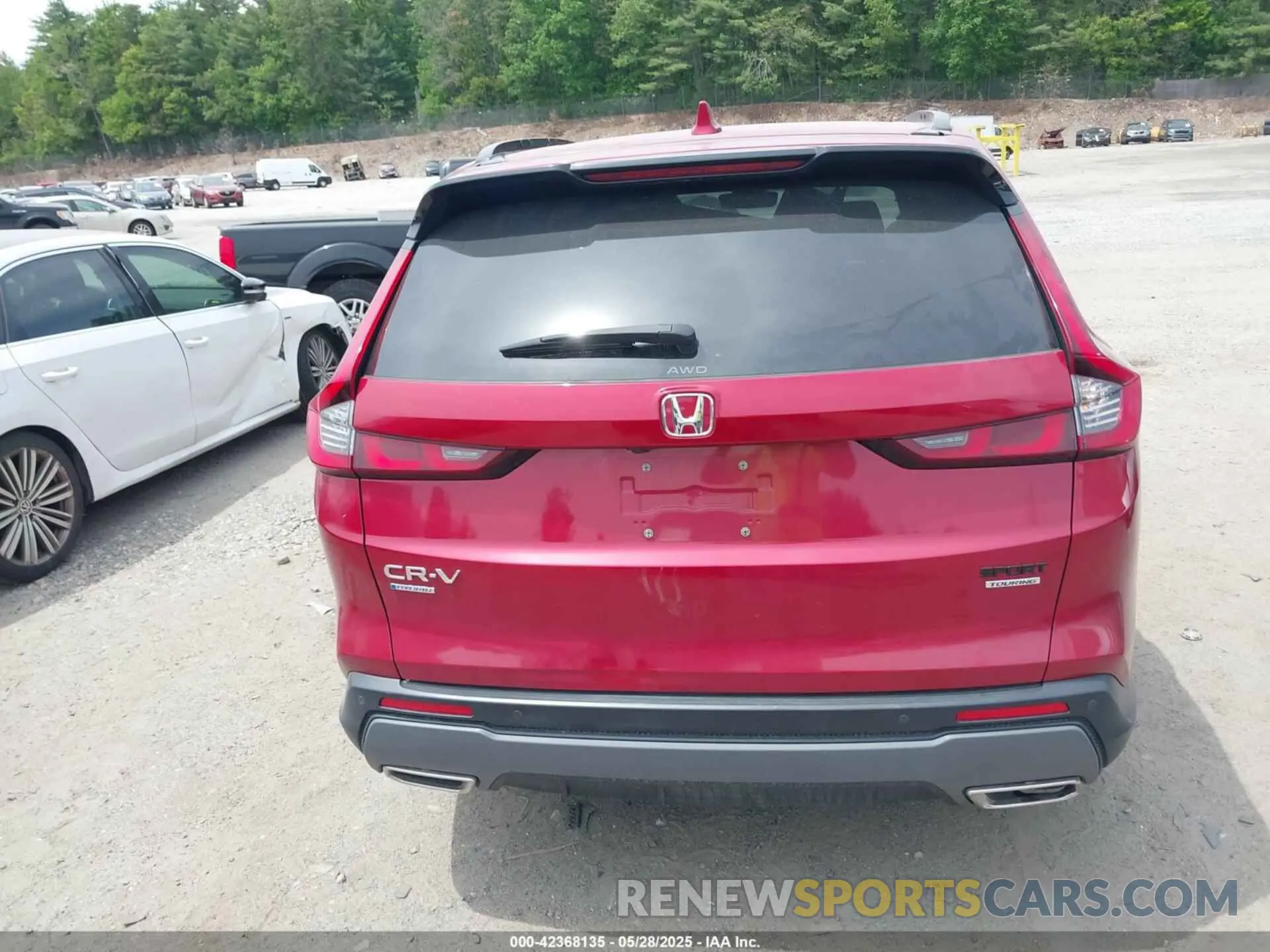 16 Photograph of a damaged car 5J6RS6H98PL000337 HONDA CR-V HYBRID 2023