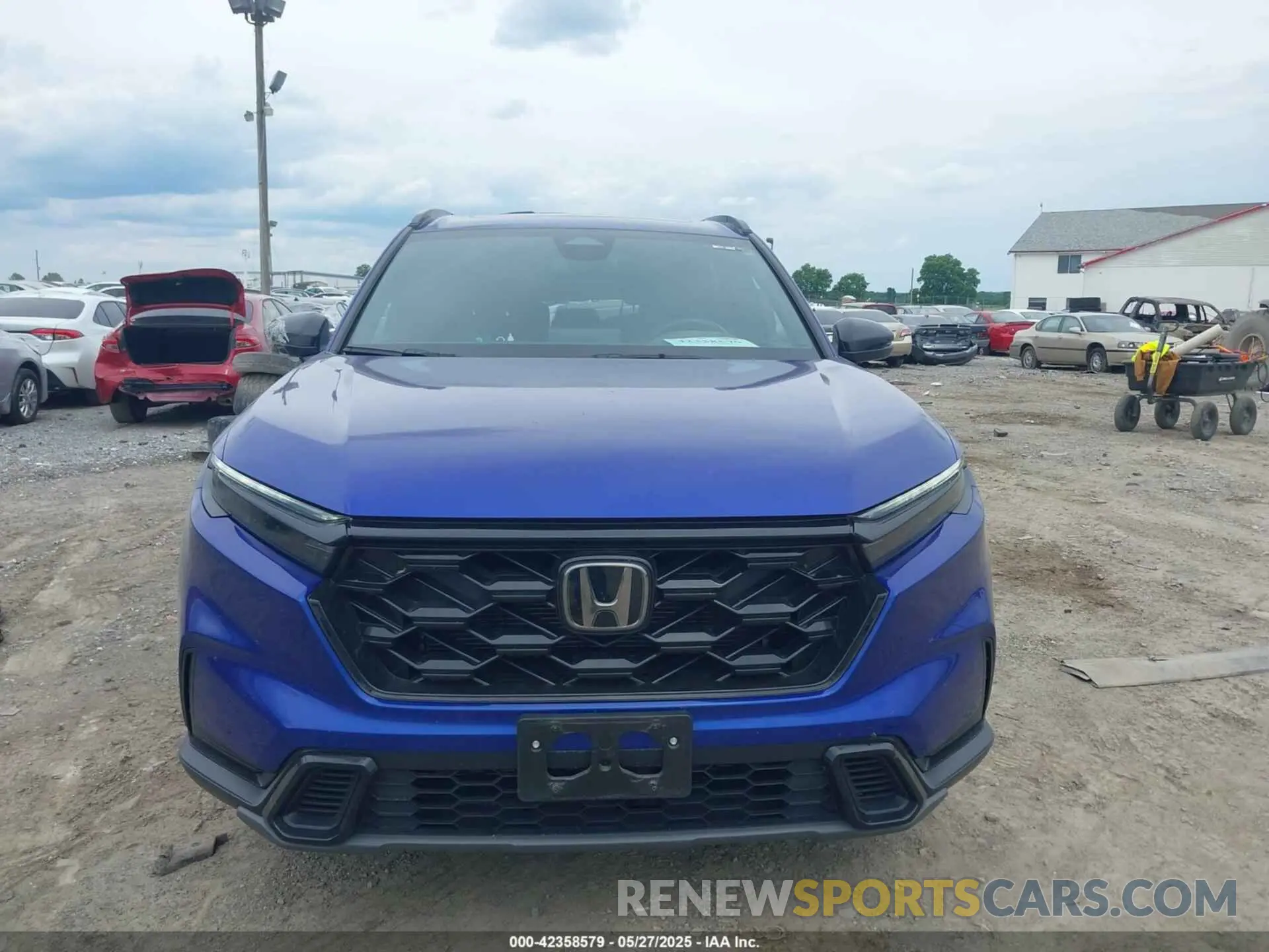 12 Photograph of a damaged car 7FARS6H51PE032895 HONDA CR-V HYBRID 2023