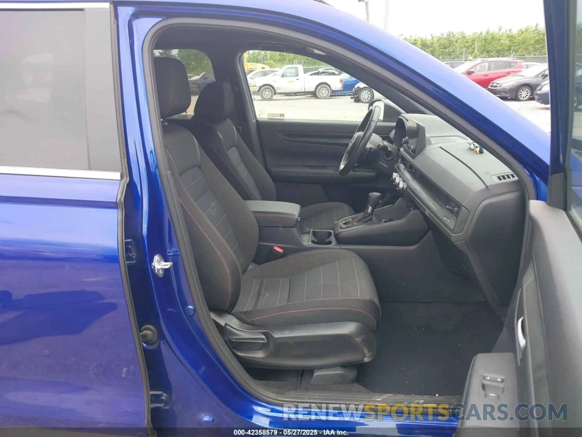5 Photograph of a damaged car 7FARS6H51PE032895 HONDA CR-V HYBRID 2023