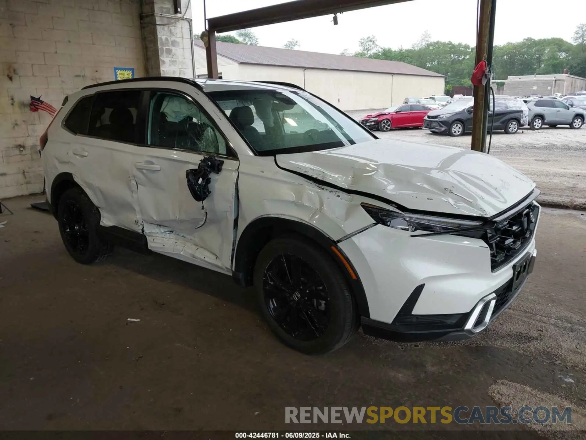 1 Photograph of a damaged car 7FARS6H90PE015430 HONDA CR-V HYBRID 2023