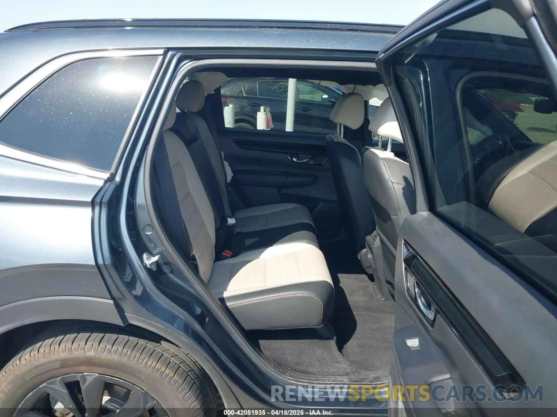 8 Фотография поврежденного автомобиля 7FARS6H93PE006883 HONDA CR-V HYBRID 2023