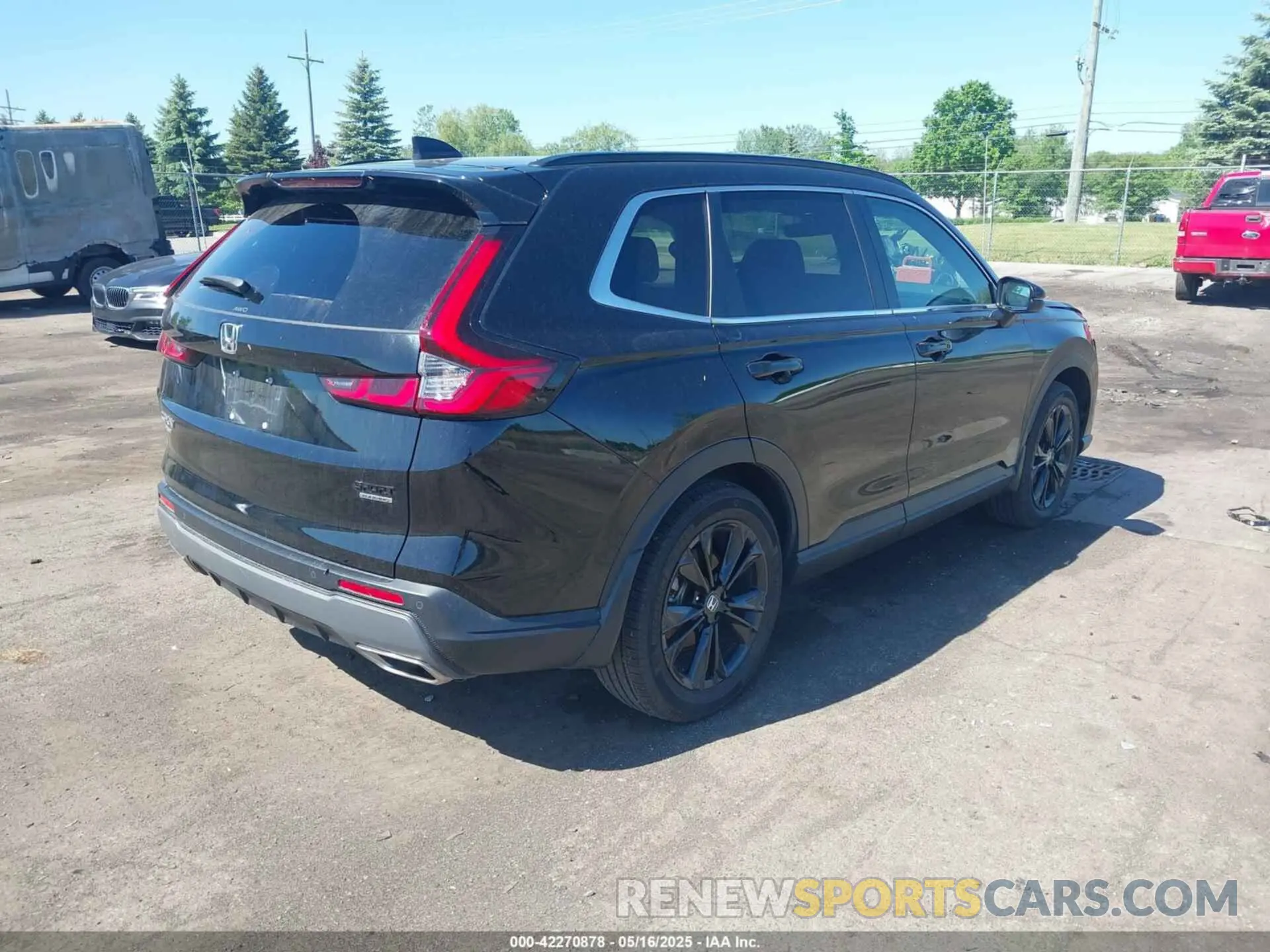 4 Фотография поврежденного автомобиля 7FARS6H96PE036542 HONDA CR-V HYBRID 2023