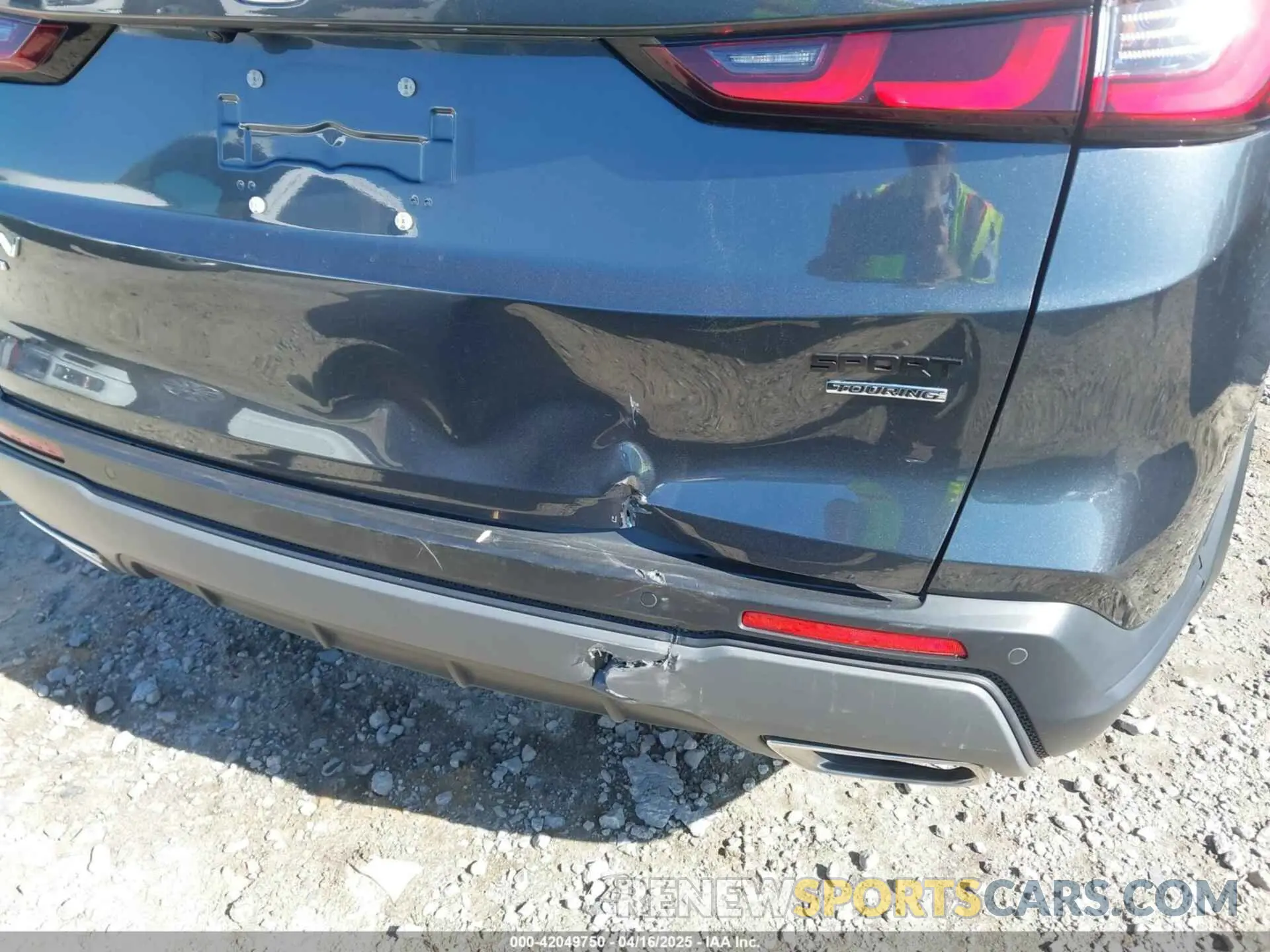17 Photograph of a damaged car 7FARS6H96PE036623 HONDA CR-V HYBRID 2023