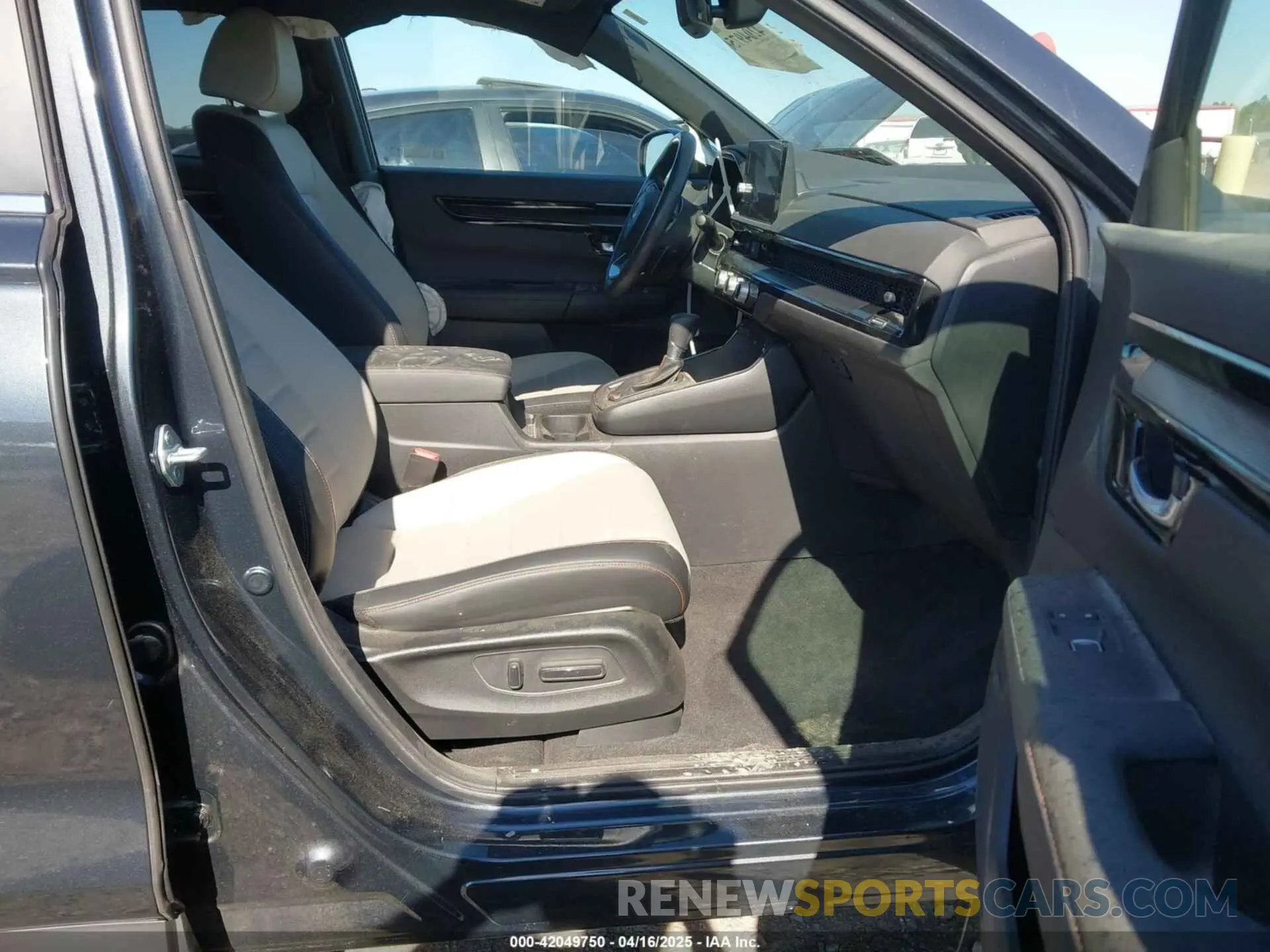 5 Photograph of a damaged car 7FARS6H96PE036623 HONDA CR-V HYBRID 2023