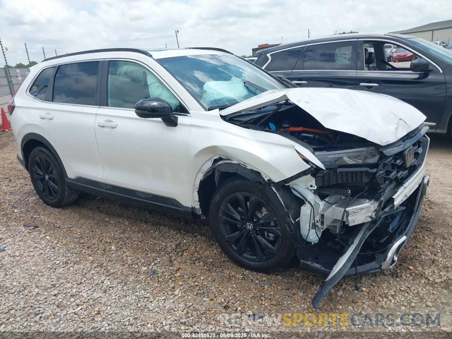 1 Photograph of a damaged car 7FARS6H99PE003616 HONDA CR-V HYBRID 2023