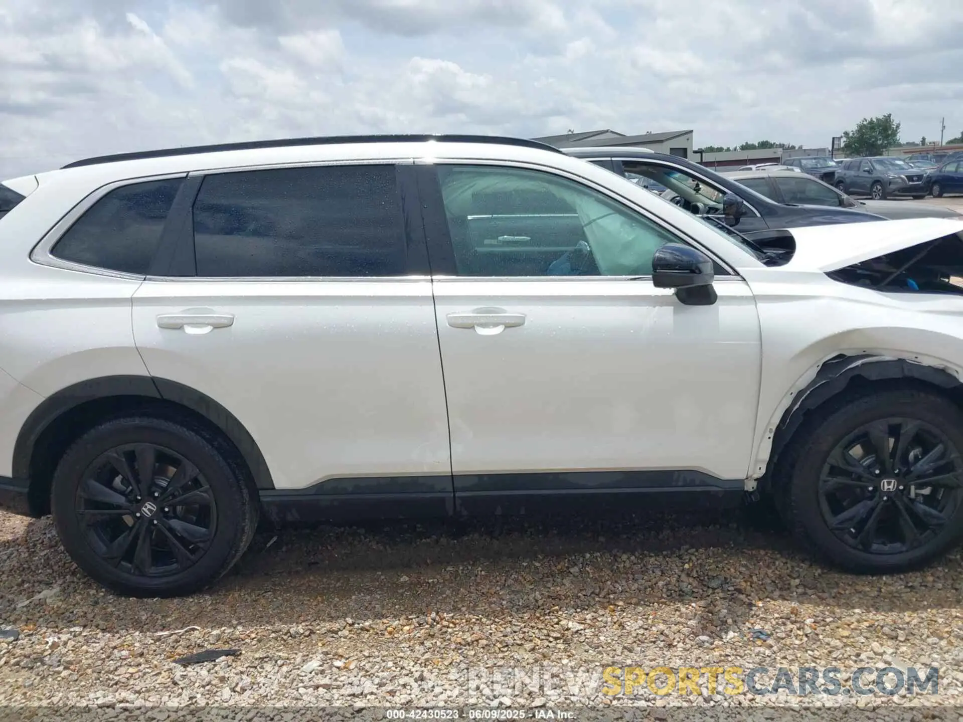 13 Photograph of a damaged car 7FARS6H99PE003616 HONDA CR-V HYBRID 2023