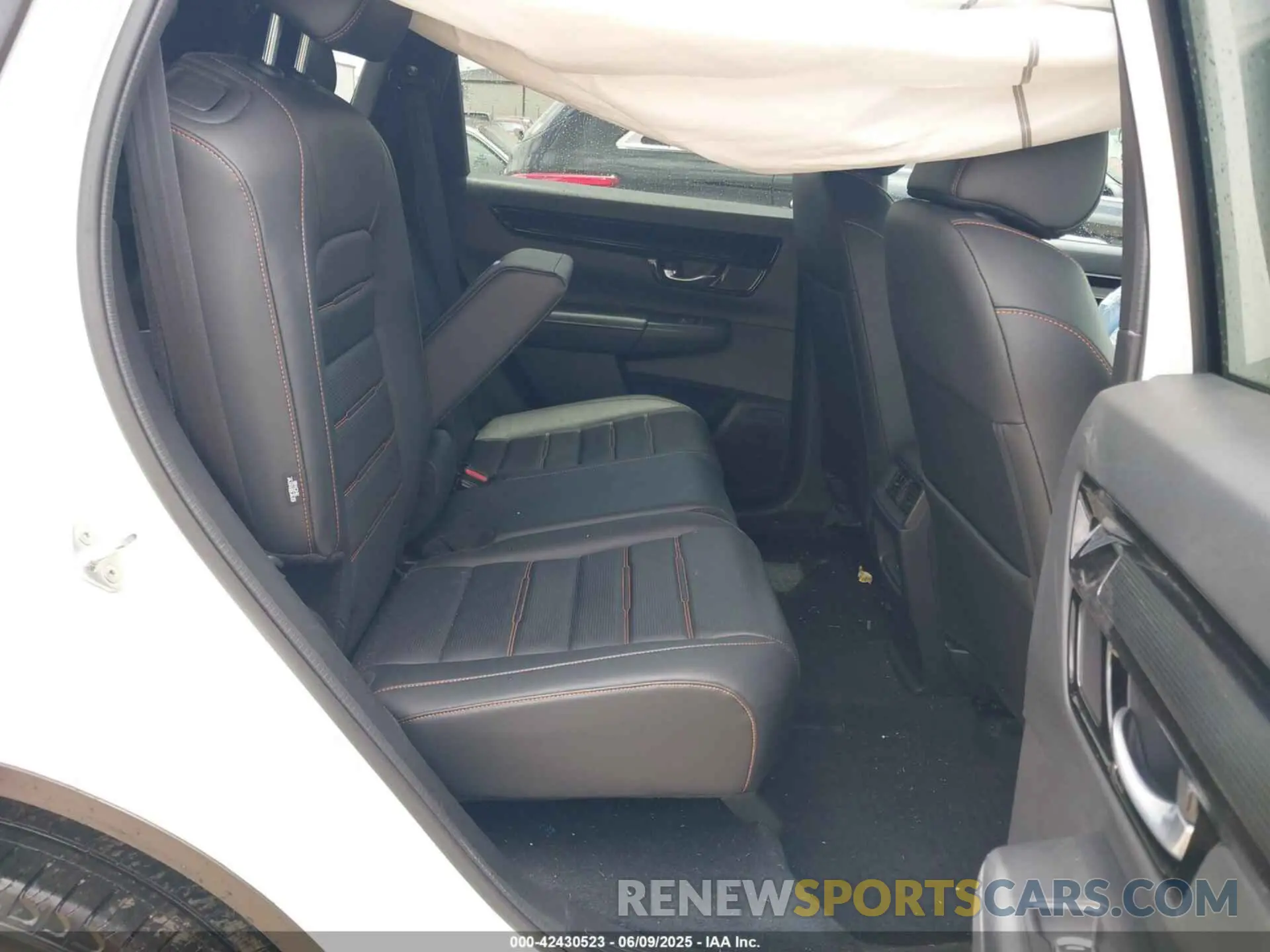8 Photograph of a damaged car 7FARS6H99PE003616 HONDA CR-V HYBRID 2023