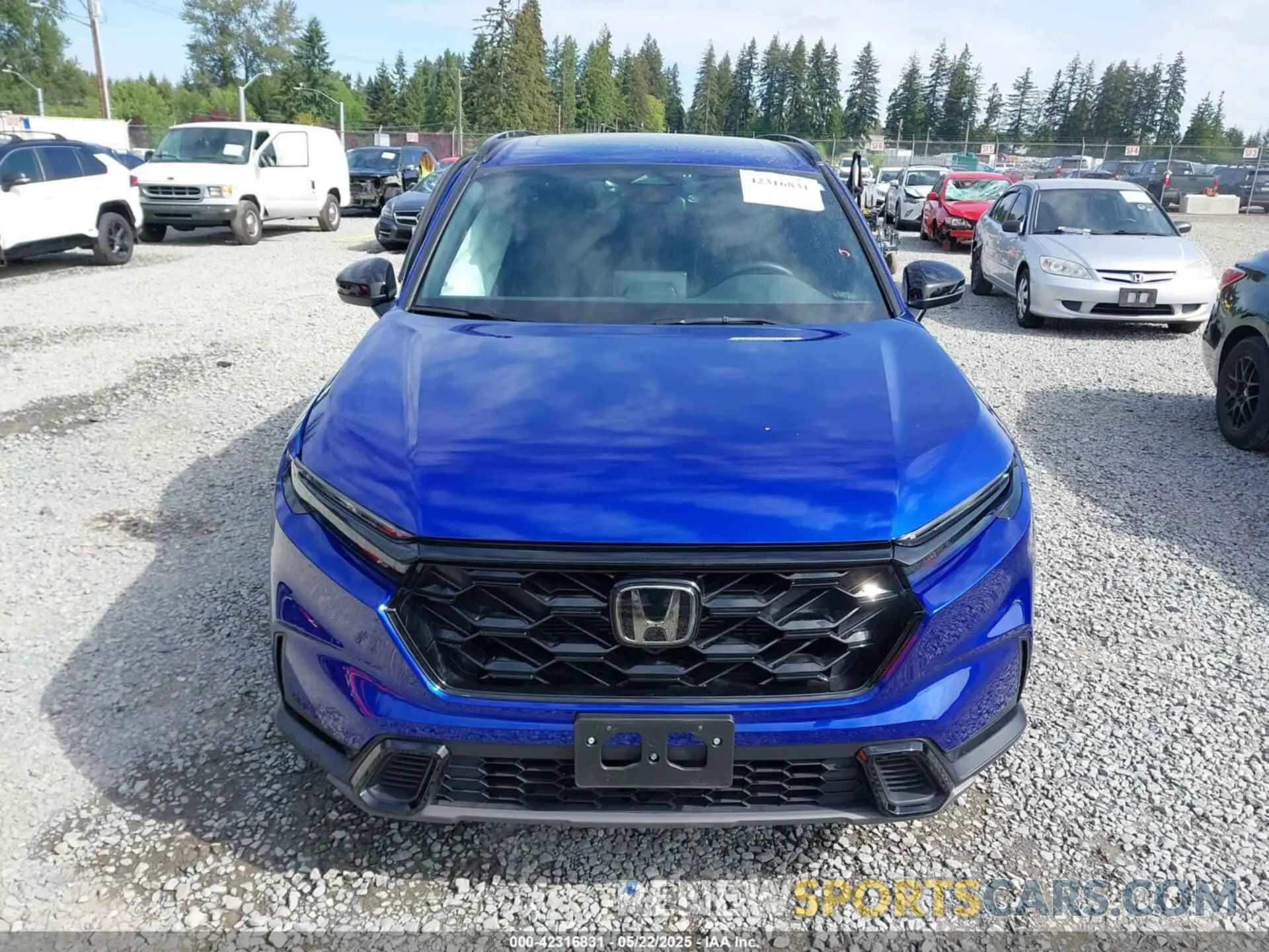 12 Photograph of a damaged car 2HKRS6H59RH806438 HONDA CR-V HYBRID 2024