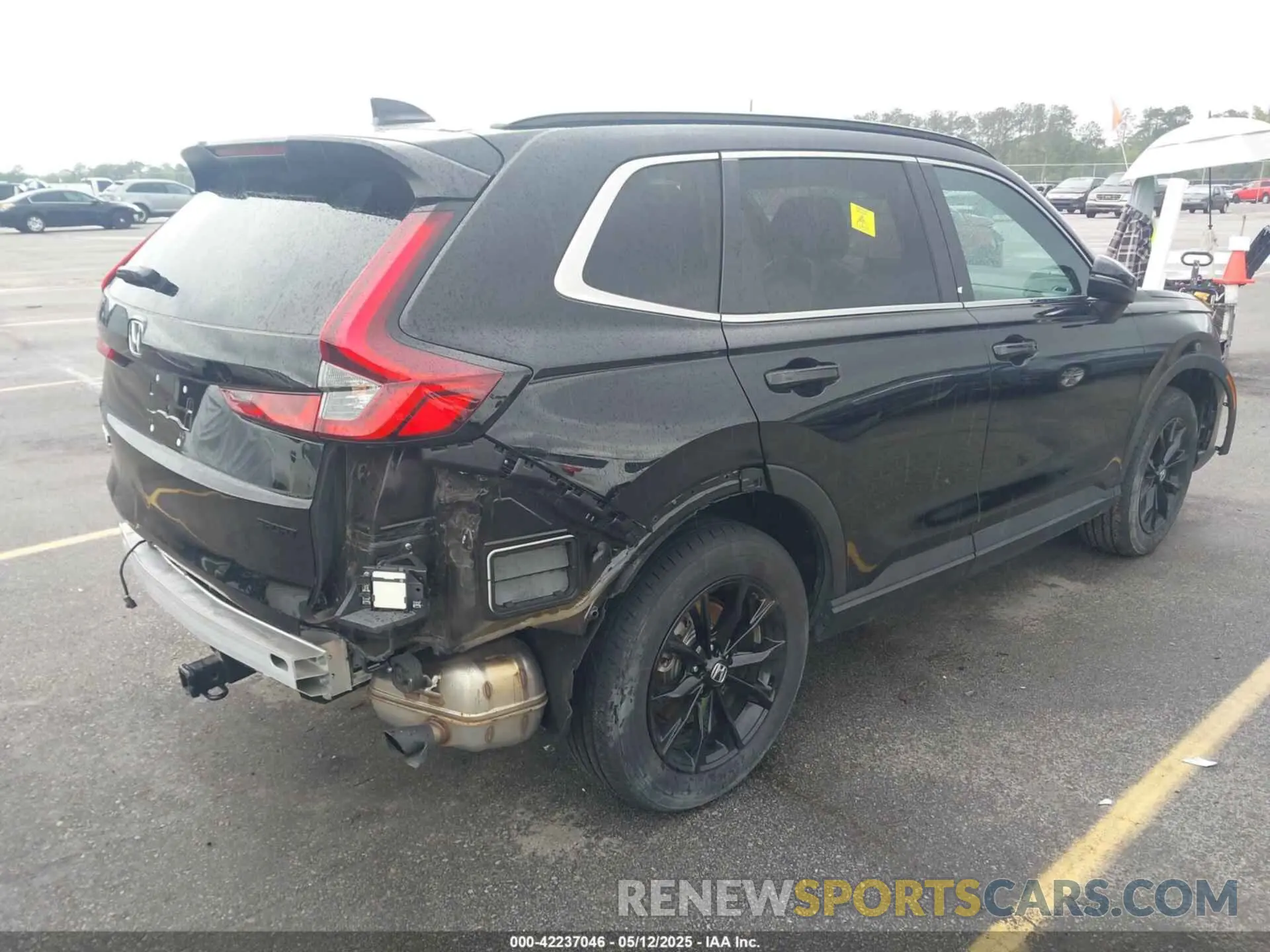 4 Photograph of a damaged car 5J6RS6H81RL016342 HONDA CR-V HYBRID 2024