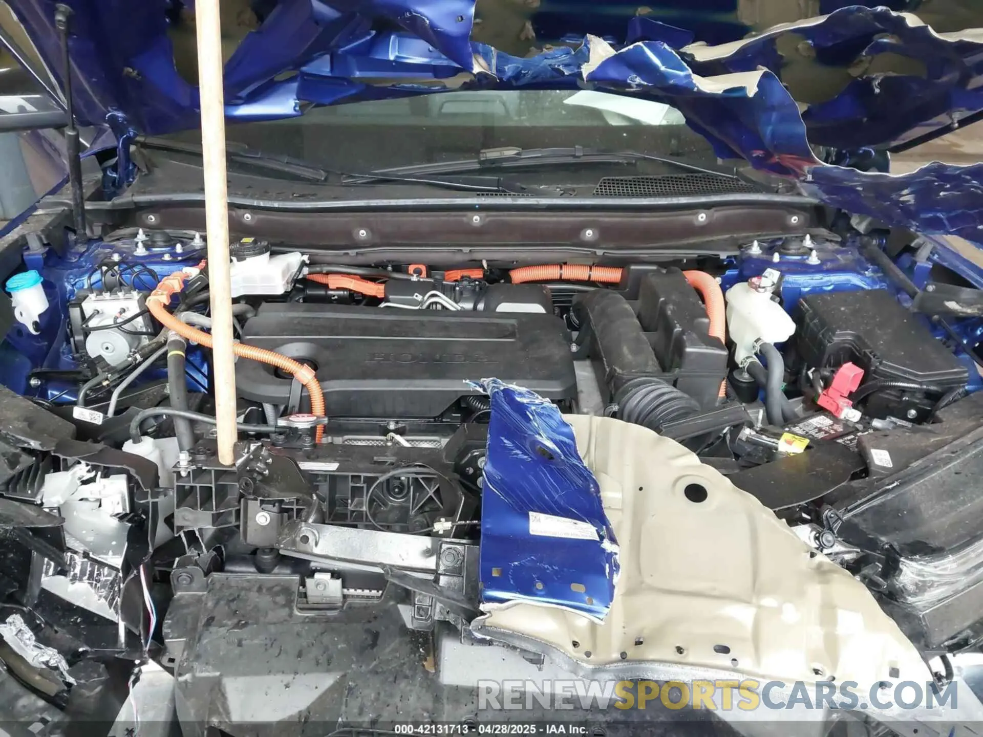 10 Photograph of a damaged car 5J6RS6H92RL013104 HONDA CR-V HYBRID 2024