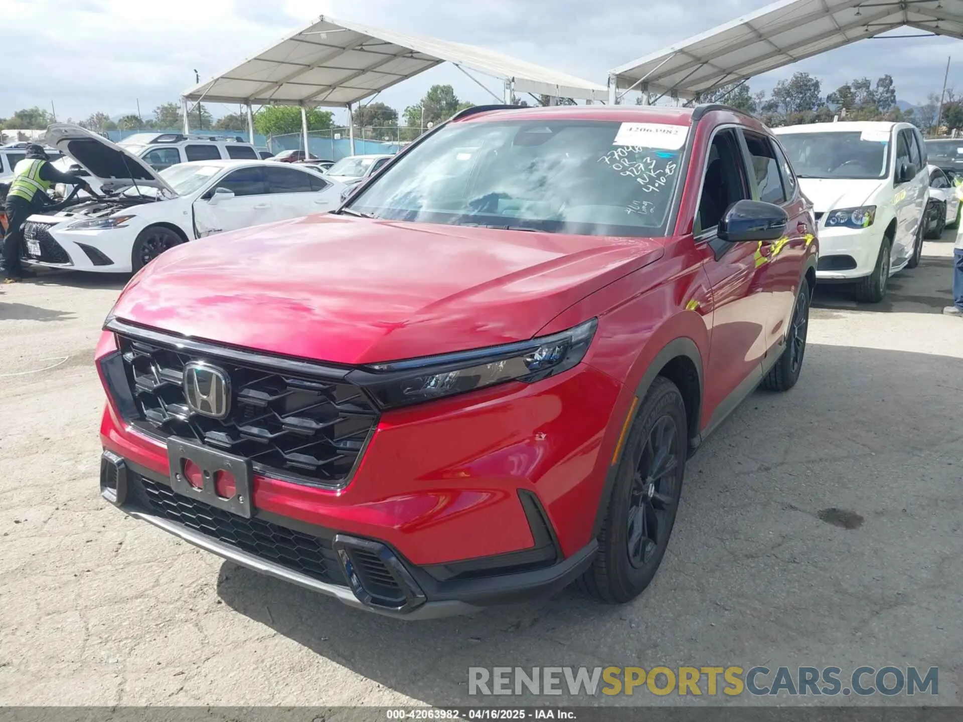 2 Photograph of a damaged car 7FARS5H50RE035932 HONDA CR-V HYBRID 2024