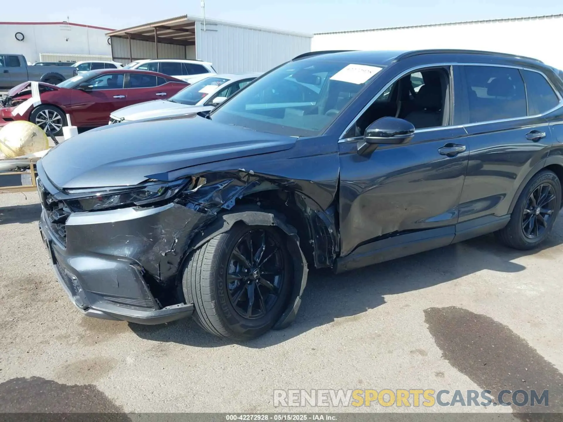 6 Photograph of a damaged car 7FARS5H51RE000395 HONDA CR-V HYBRID 2024