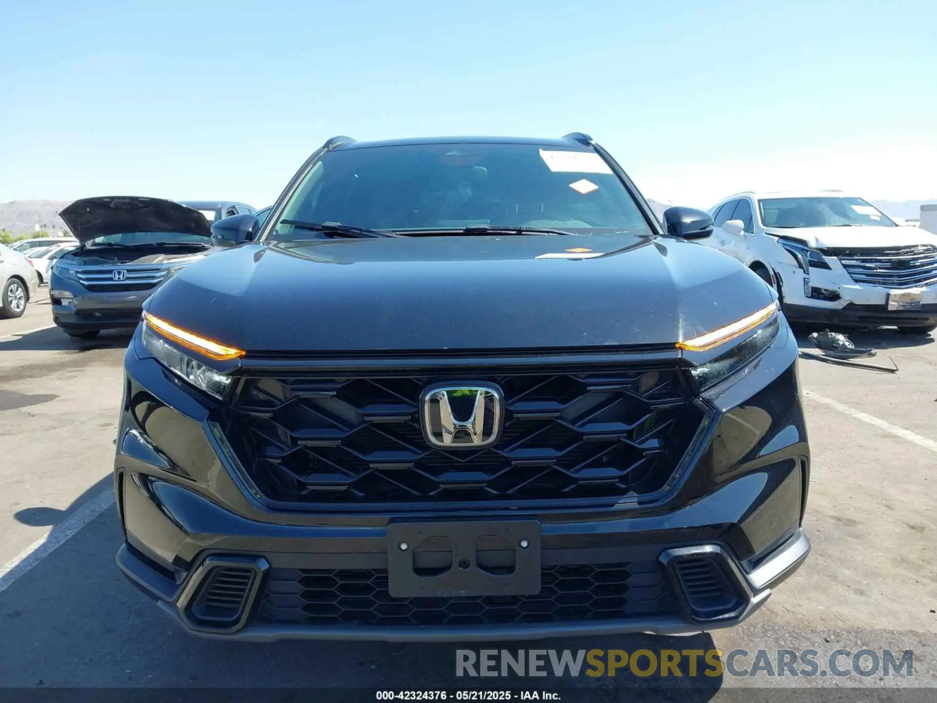 6 Photograph of a damaged car 7FARS5H52RE007582 HONDA CR-V HYBRID 2024