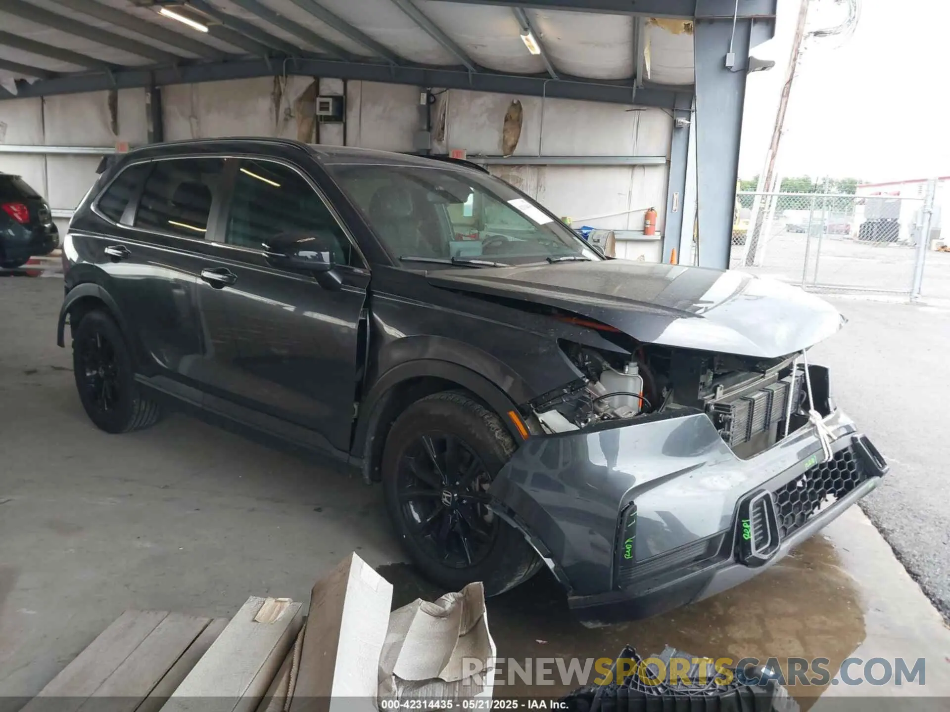 1 Фотография поврежденного автомобиля 7FARS5H58RE011698 HONDA CR-V HYBRID 2024