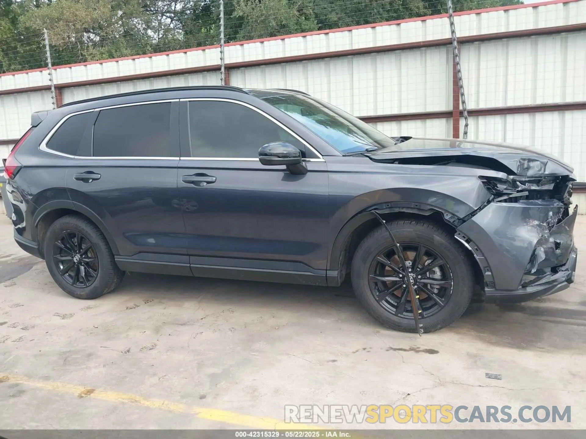 14 Photograph of a damaged car 7FARS5H81RE023590 HONDA CR-V HYBRID 2024