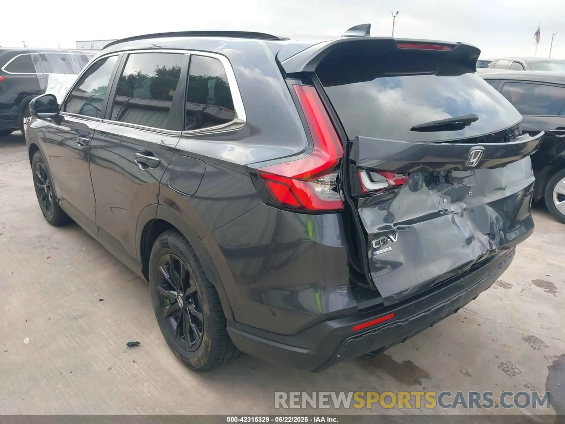 3 Photograph of a damaged car 7FARS5H81RE023590 HONDA CR-V HYBRID 2024