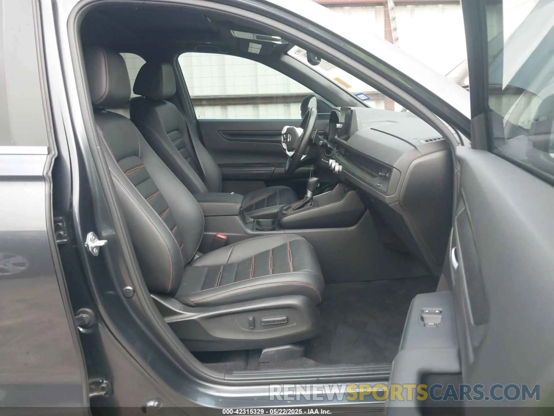 5 Photograph of a damaged car 7FARS5H81RE023590 HONDA CR-V HYBRID 2024