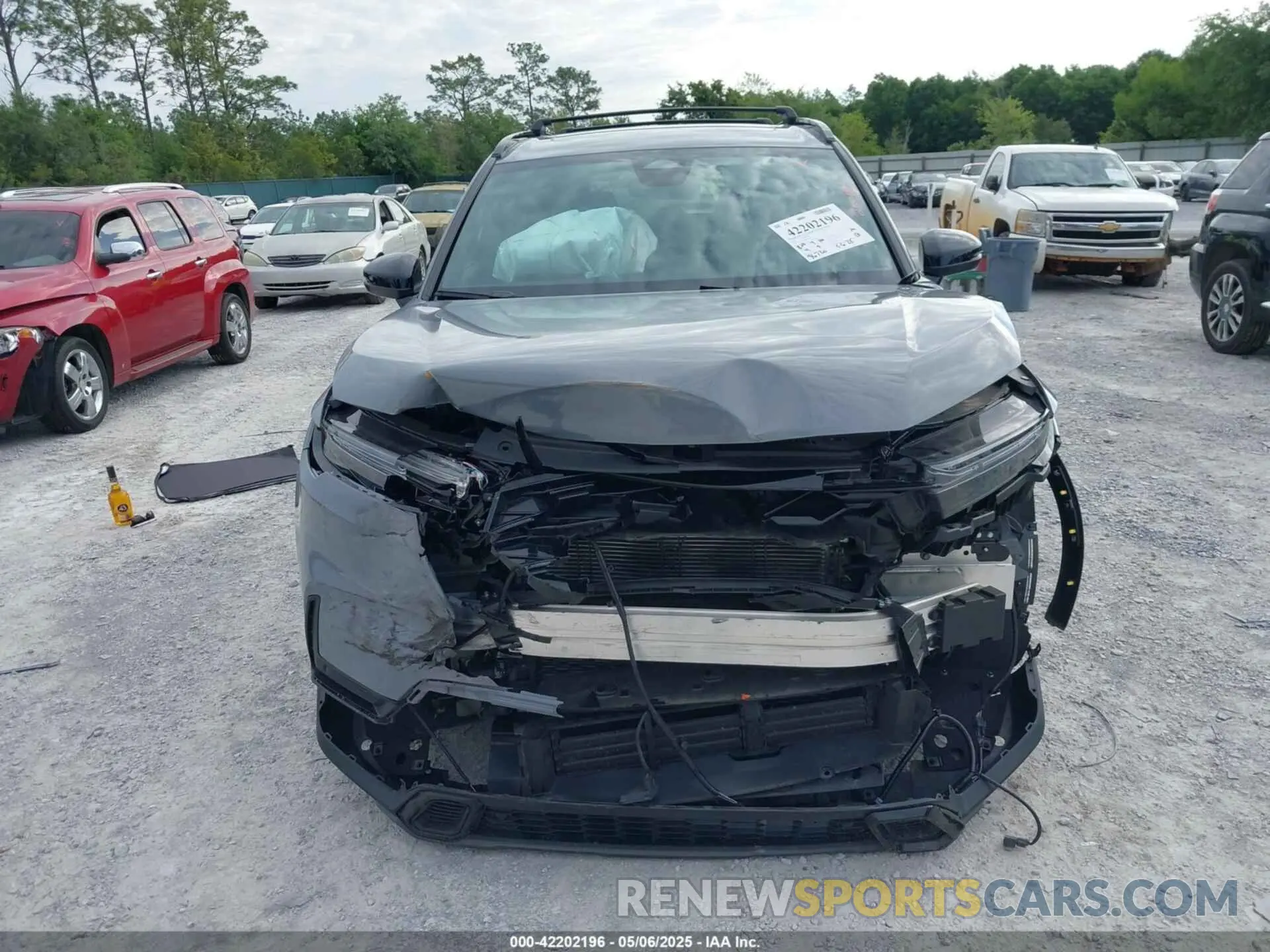 12 Photograph of a damaged car 7FARS5H84RE030291 HONDA CR-V HYBRID 2024