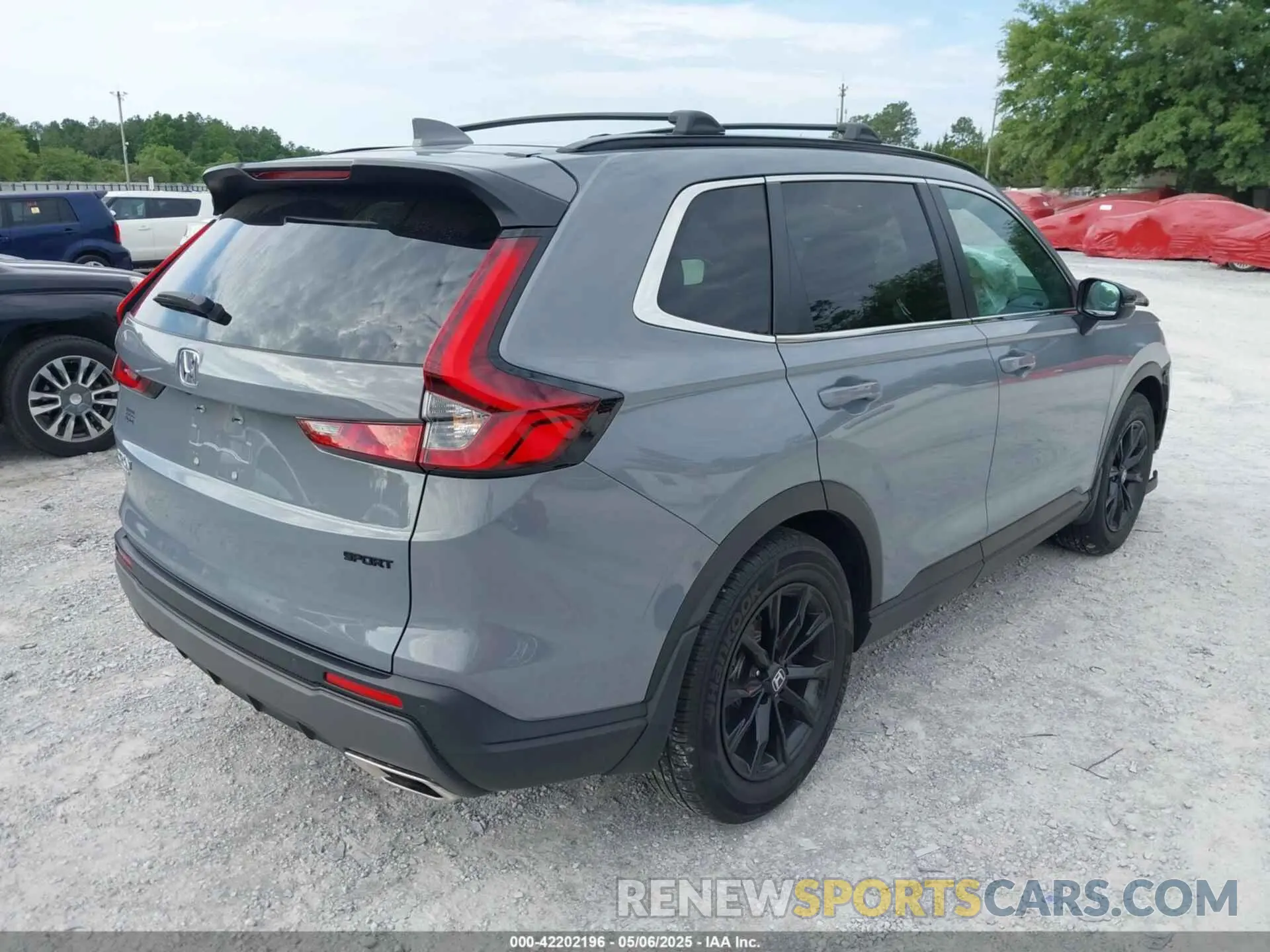 4 Photograph of a damaged car 7FARS5H84RE030291 HONDA CR-V HYBRID 2024
