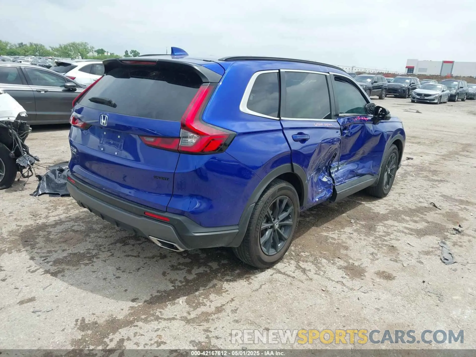 4 Photograph of a damaged car 7FARS5H85RE027691 HONDA CR-V HYBRID 2024