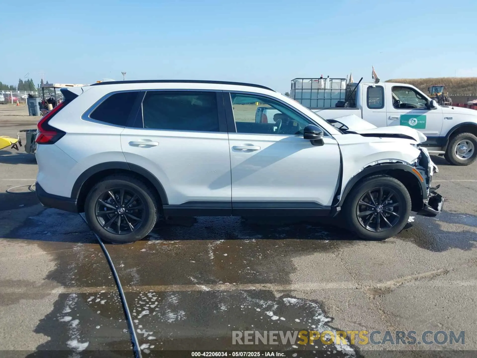 13 Photograph of a damaged car 7FARS6H84RE079321 HONDA CR-V HYBRID 2024
