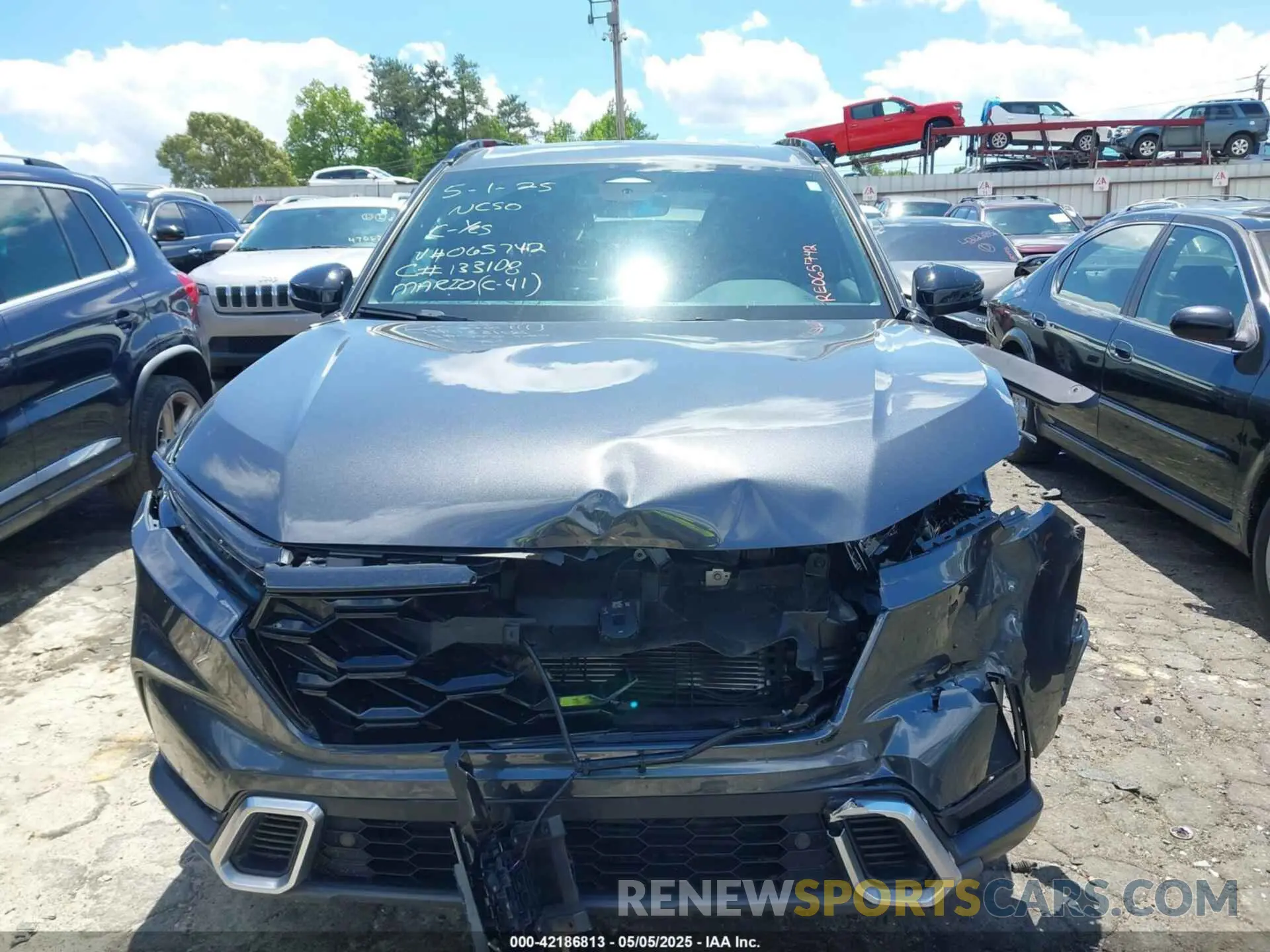 12 Photograph of a damaged car 7FARS6H91RE065742 HONDA CR-V HYBRID 2024
