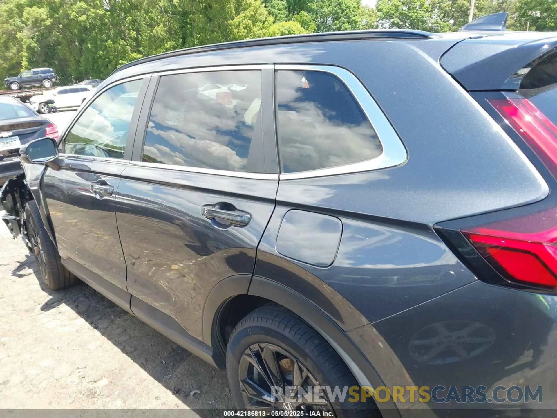 14 Photograph of a damaged car 7FARS6H91RE065742 HONDA CR-V HYBRID 2024