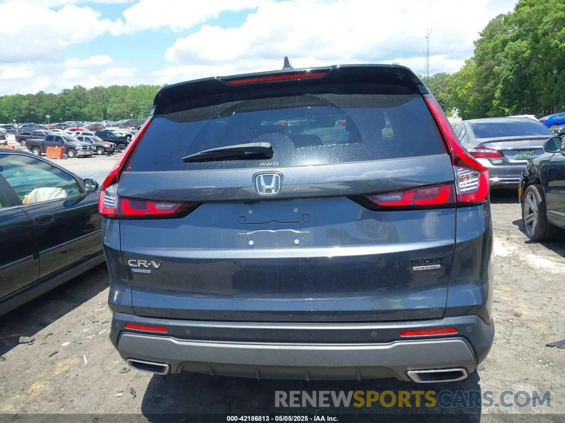 16 Photograph of a damaged car 7FARS6H91RE065742 HONDA CR-V HYBRID 2024