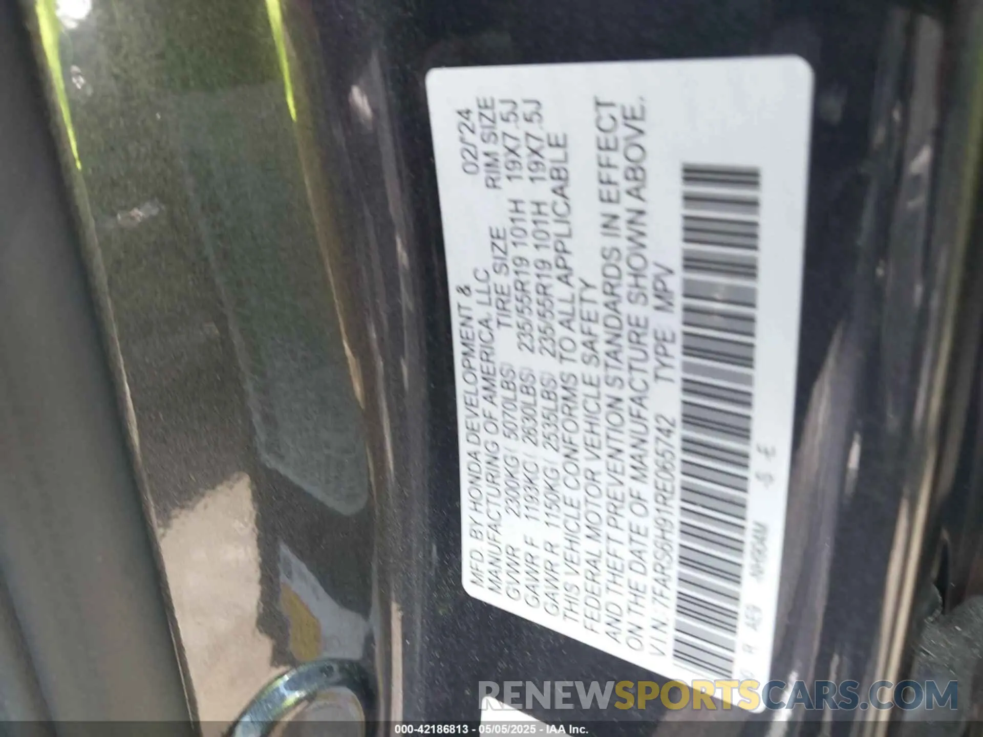 9 Photograph of a damaged car 7FARS6H91RE065742 HONDA CR-V HYBRID 2024