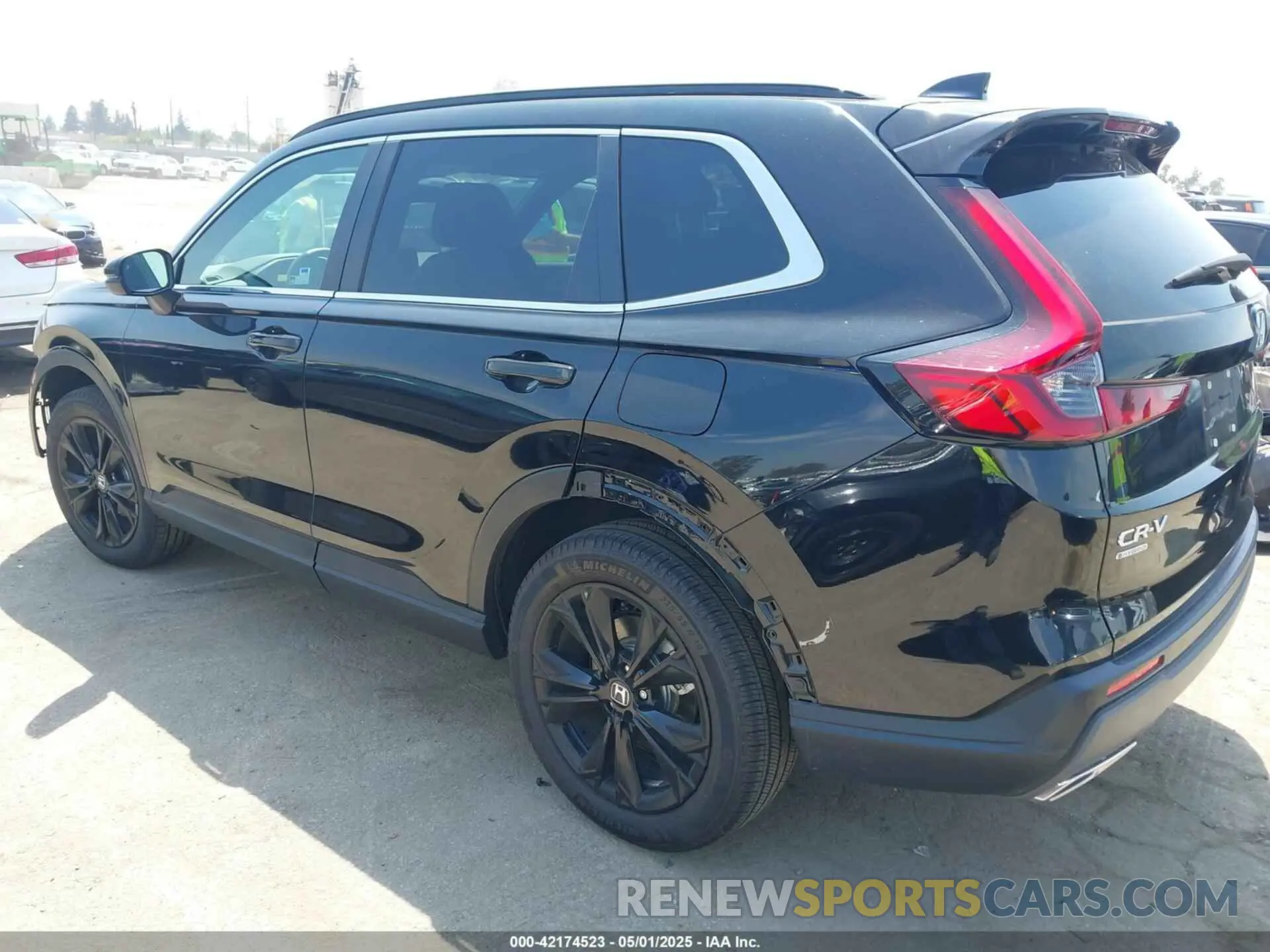 3 Photograph of a damaged car 7FARS6H94RE069011 HONDA CR-V HYBRID 2024