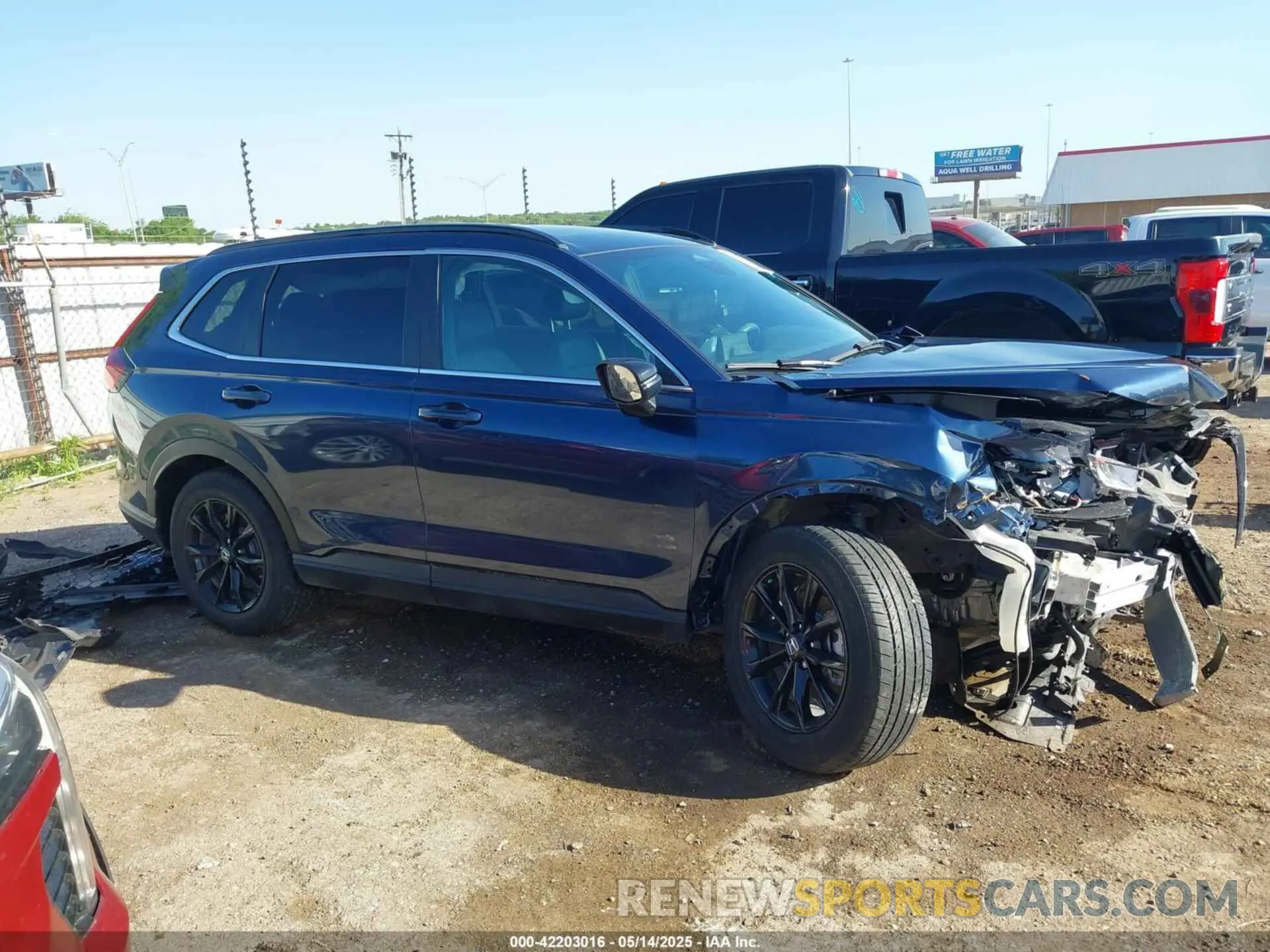 14 Photograph of a damaged car 2HKRS6H83SH805494 HONDA CR-V HYBRID 2025