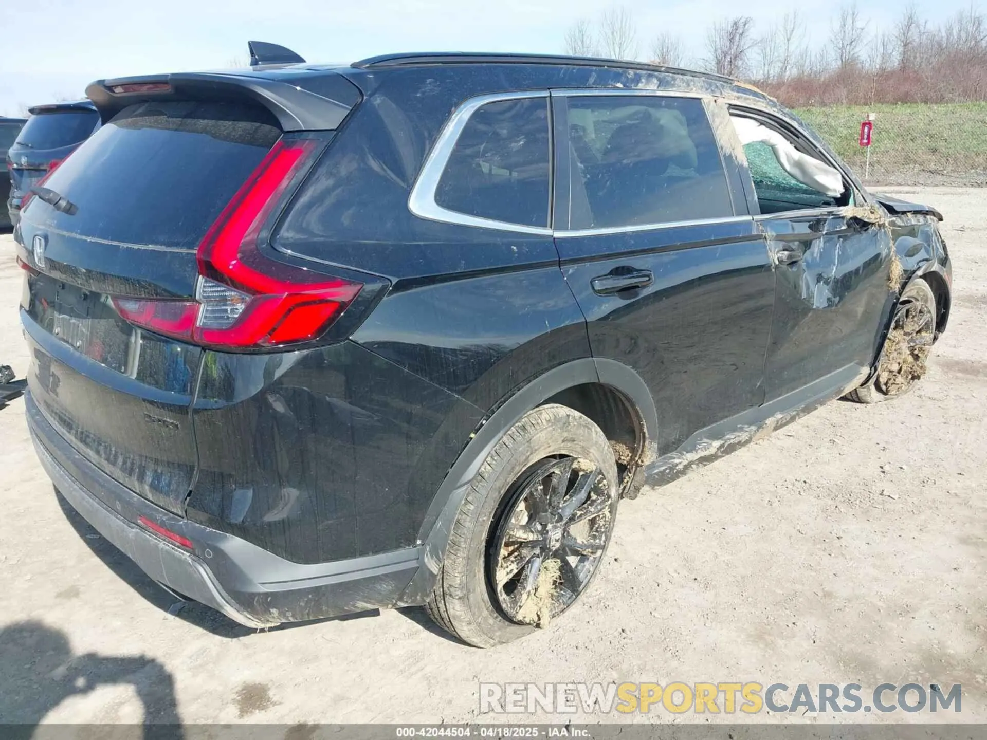 4 Фотография поврежденного автомобиля 2HKRS6H83SH813725 HONDA CR-V HYBRID 2025
