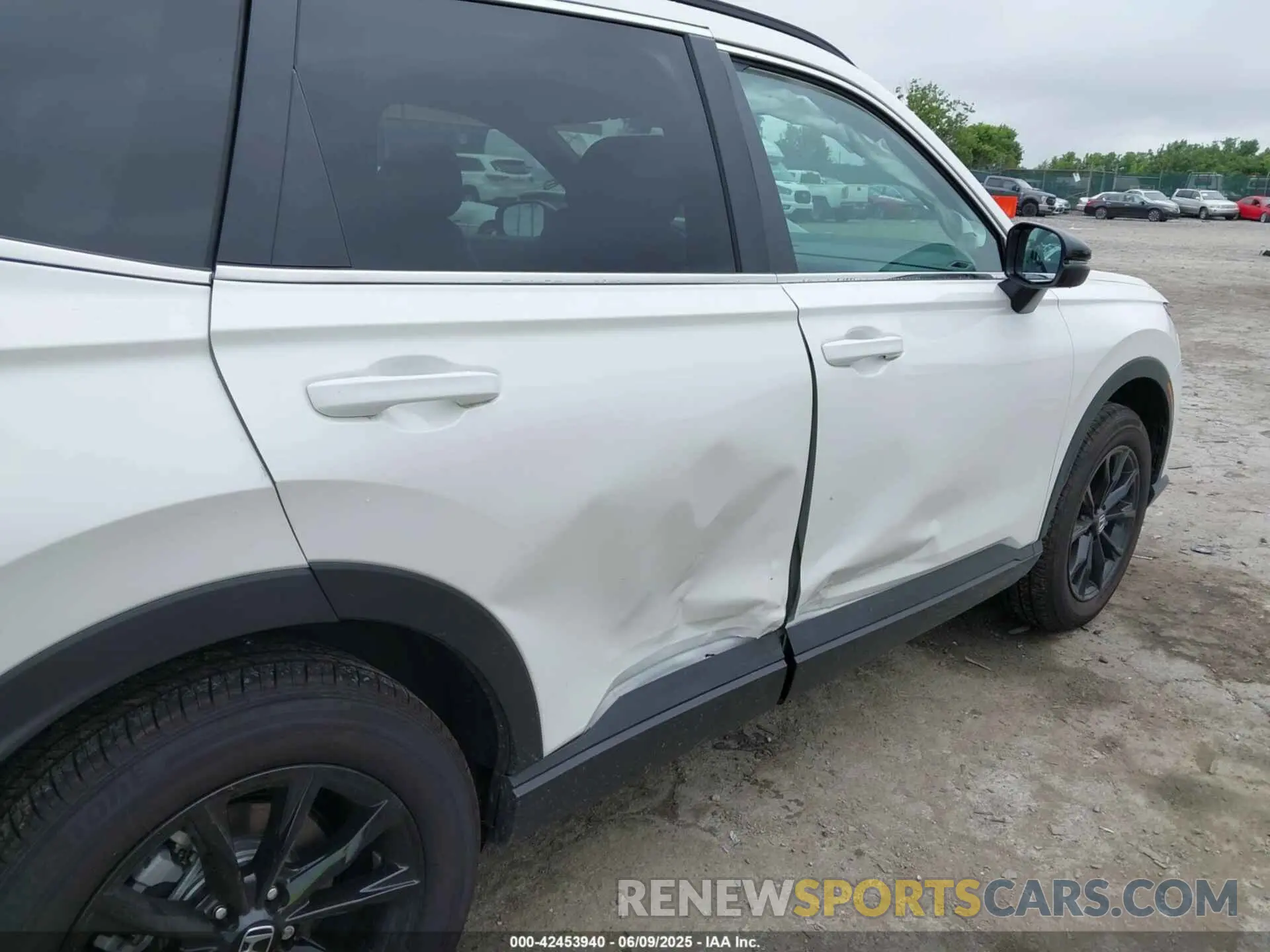6 Photograph of a damaged car 2HKRS6H89SH815902 HONDA CR-V HYBRID 2025