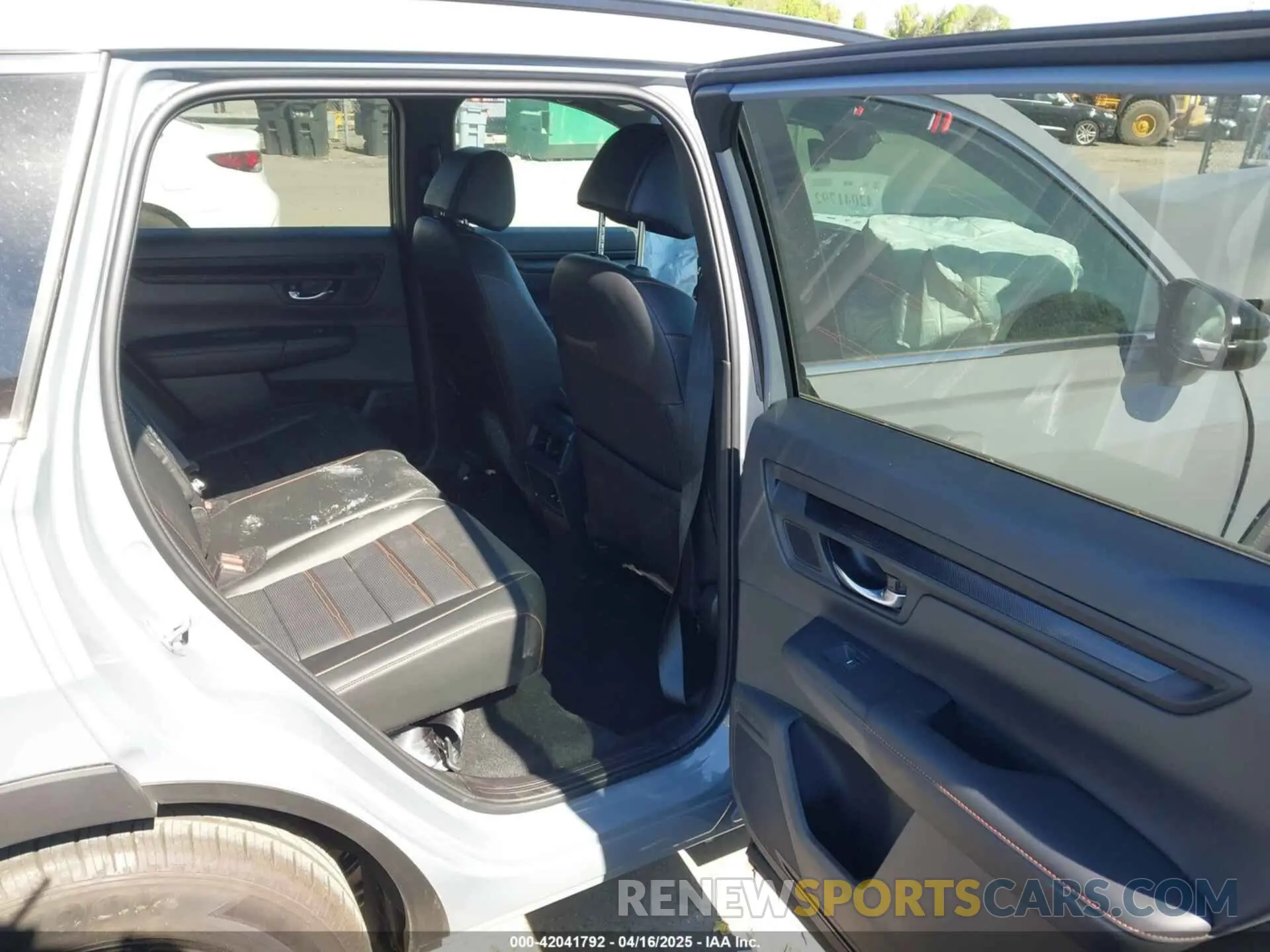 8 Фотография поврежденного автомобиля 5J6RS5H89SL003113 HONDA CR-V HYBRID 2025