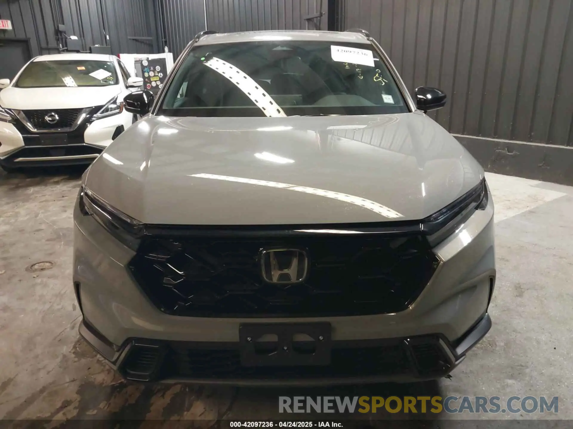 11 Photograph of a damaged car 5J6RS6H51SL022668 HONDA CR-V HYBRID 2025