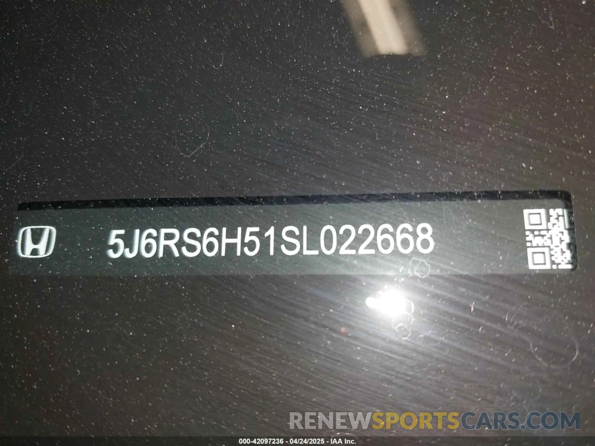 16 Photograph of a damaged car 5J6RS6H51SL022668 HONDA CR-V HYBRID 2025