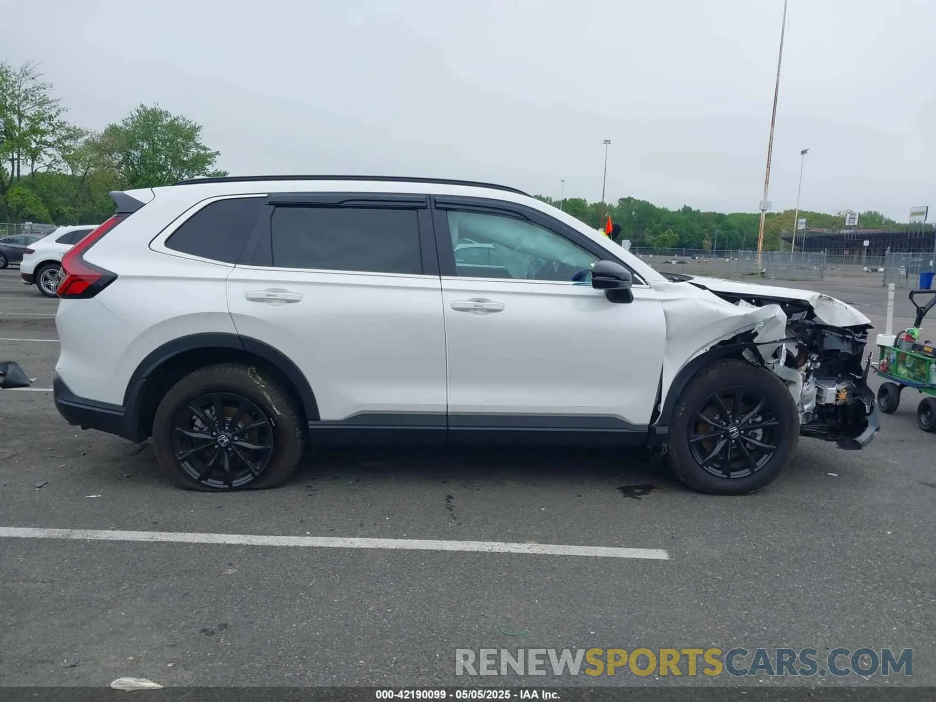 12 Photograph of a damaged car 5J6RS6H59SL014933 HONDA CR-V HYBRID 2025