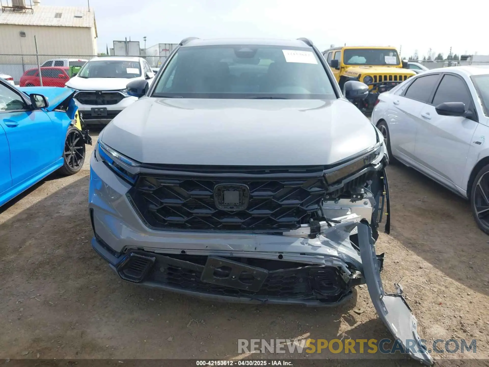 12 Photograph of a damaged car 5J6RS6H82SL024598 HONDA CR-V HYBRID 2025