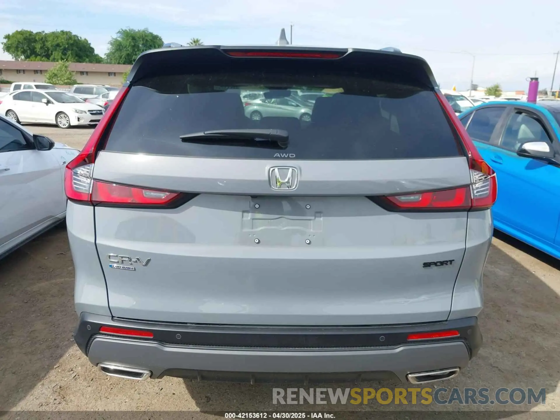 16 Photograph of a damaged car 5J6RS6H82SL024598 HONDA CR-V HYBRID 2025