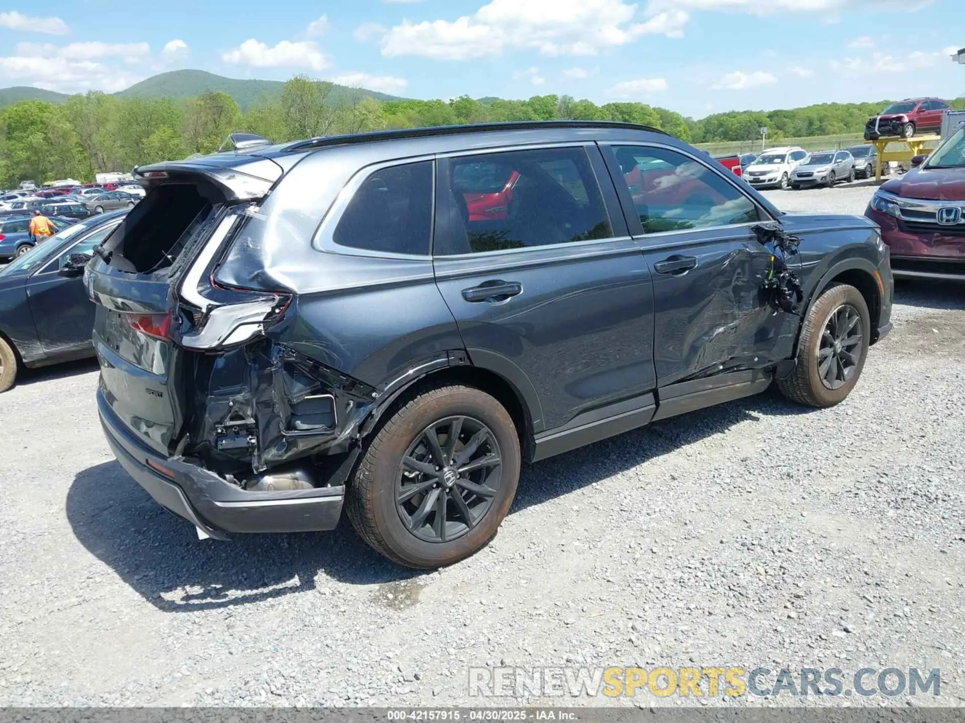 4 Photograph of a damaged car 5J6RS6H83SL013562 HONDA CR-V HYBRID 2025