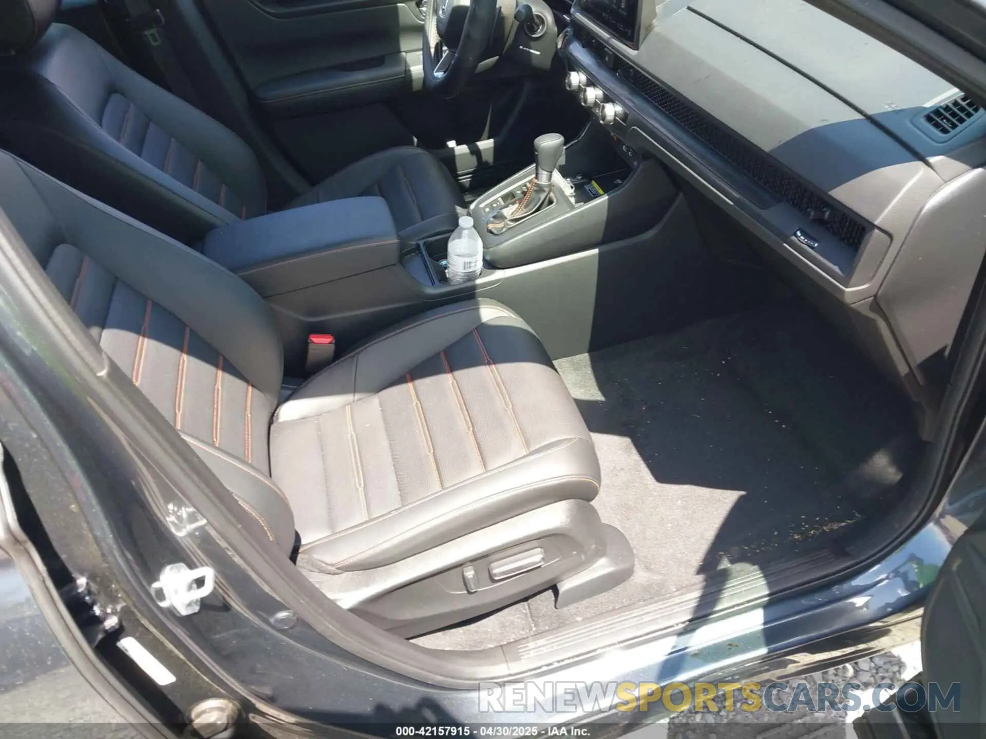 5 Photograph of a damaged car 5J6RS6H83SL013562 HONDA CR-V HYBRID 2025