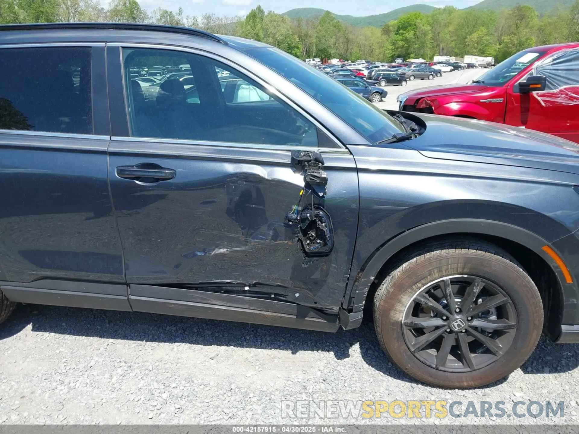 6 Photograph of a damaged car 5J6RS6H83SL013562 HONDA CR-V HYBRID 2025