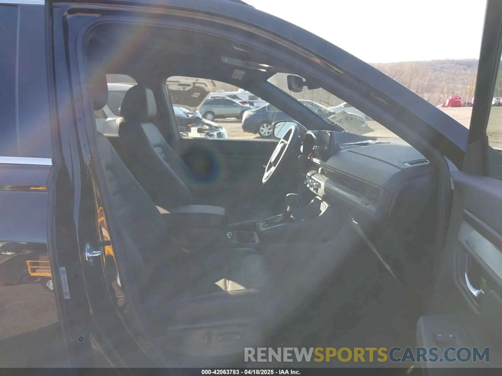 5 Photograph of a damaged car 5J6RS6H85SL025924 HONDA CR-V HYBRID 2025