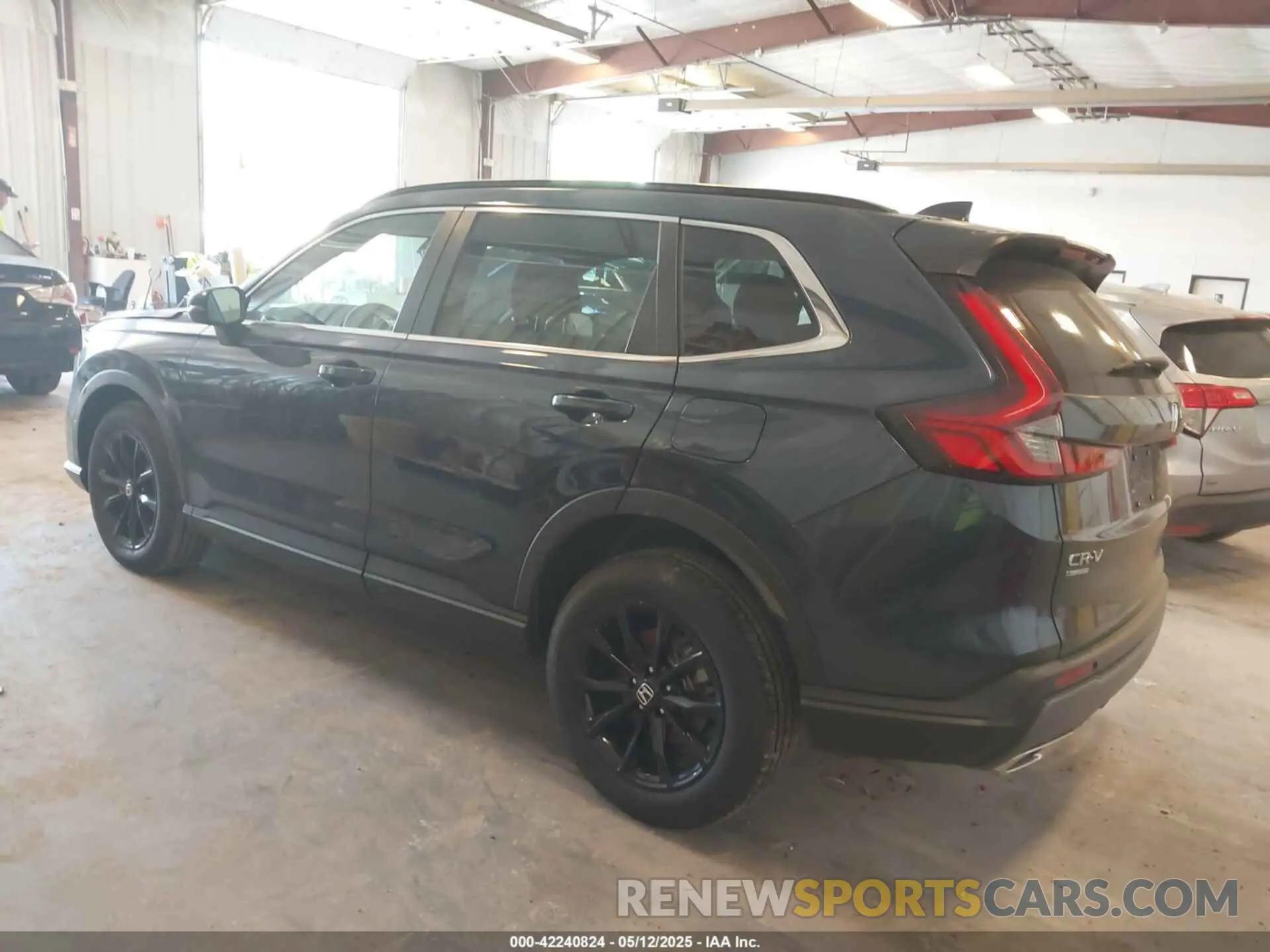 3 Фотография поврежденного автомобиля 5J6RS6H87SL010910 HONDA CR-V HYBRID 2025